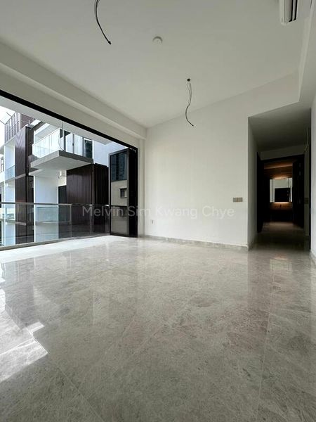 3 Bed Apartment (Condo) for Rent in  35 Gilstead - Image 9
